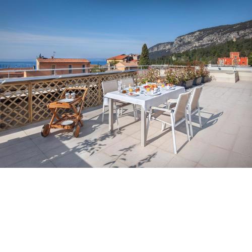 LA ROCCA RELAX