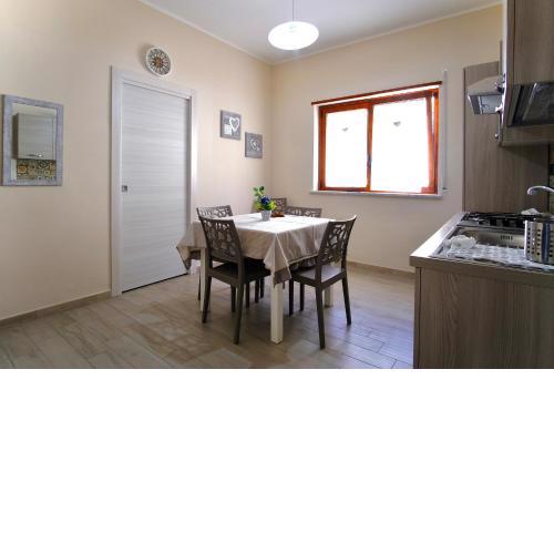 La rosa dei venti, apartment 1