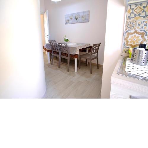 La rosa dei venti, apartment 2