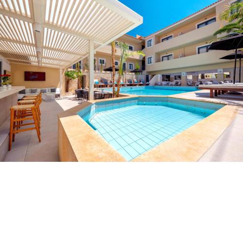 La Stella Suites
