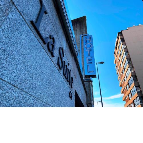 La Suite Hotel