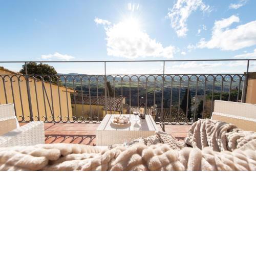 La Terrazza - Together in Tuscany