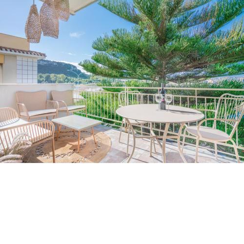 La Terrazza Boho . Poetto . 2 passi dalla Spiaggia