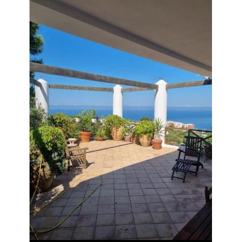 LA TERRAZZA GUEST HOUSE