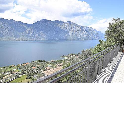 La Terrazza sul Lago