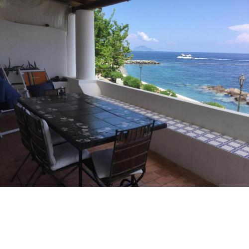 La terrazza sul mare