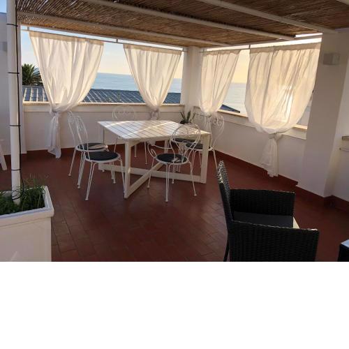 La terrazza sul mare