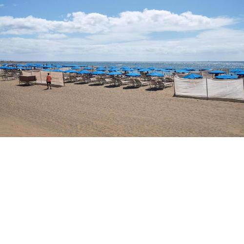 LA The Two Bedroom Suite with Half Board,Wifi, in Playa Blanca