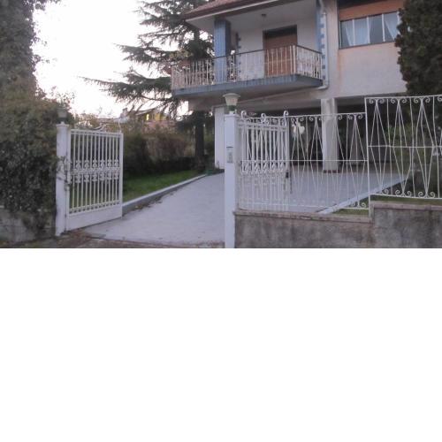 La villa di Flora singola MONTEROSSO ETNEO