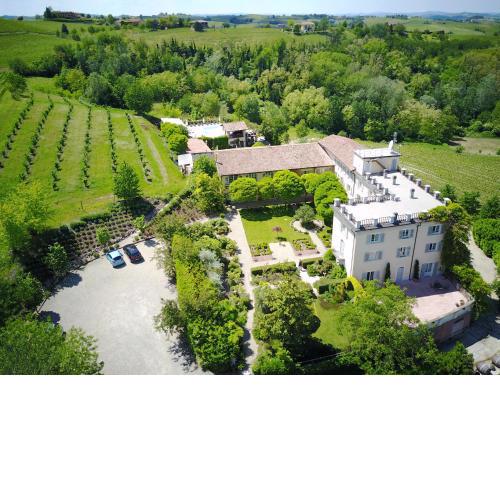La Villa Hotel