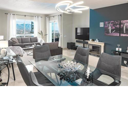 LAC- Spacious apartment with spectacular views