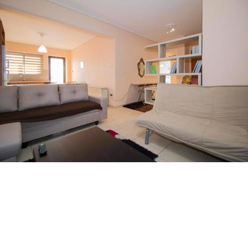 Laconian Collection Thermopylon Road Comfy Apartment