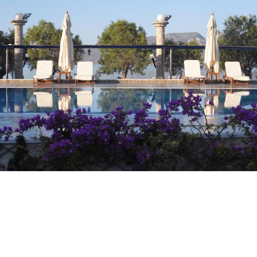 Lagada Beach Hotel