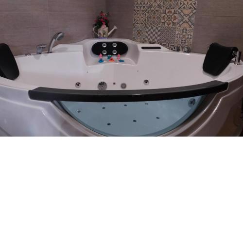 Lagar II con Jacuzzi