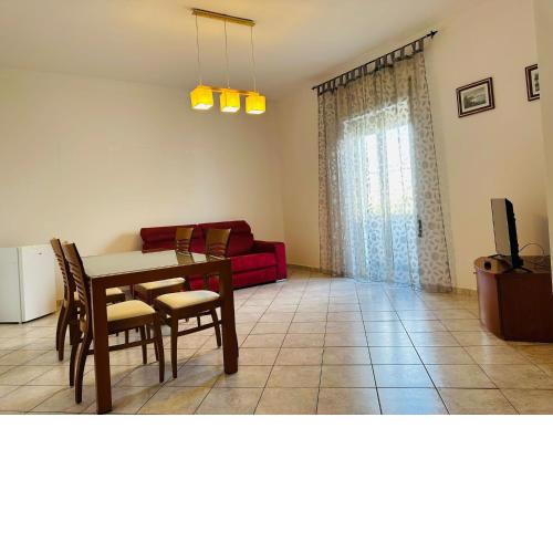 Lagarina House