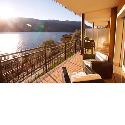 Laglio Apartment