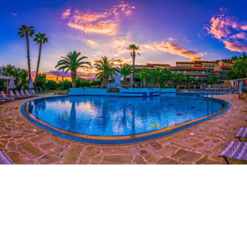 Lagomandra Hotel and Spa