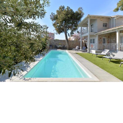 Lagonisi luxurious residence Ruby's Pool Villa