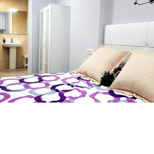 LAIA HOME GARAJE Y WIFI
