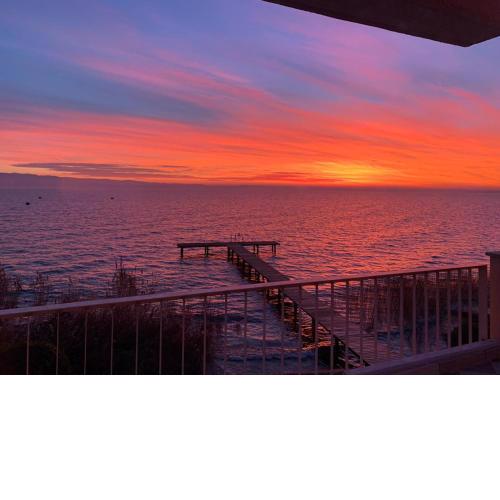 Lake Front Luxury Suites
