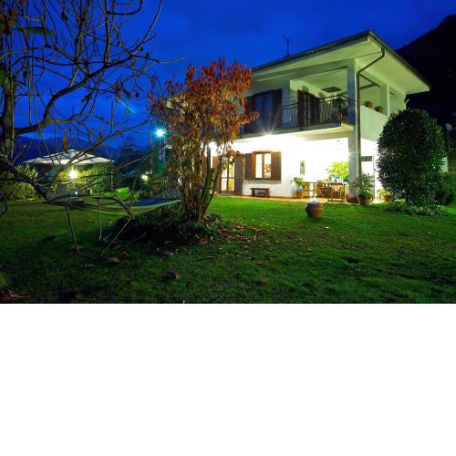 LAKE ORTA OPENSPACE garden beach