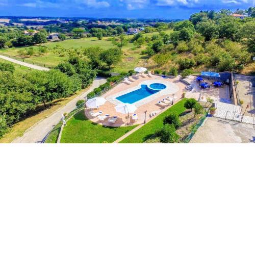 Lake View Luxury Villa and Pool