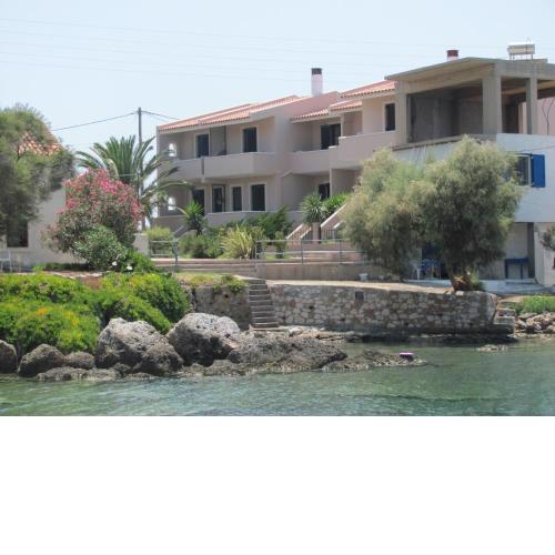 Lakonia Bay Apartments