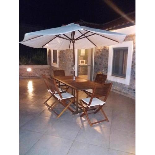 Lakonian home