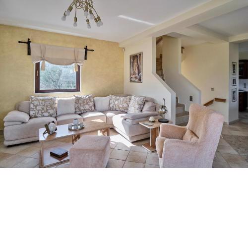 LaMia Casa in Central Greece