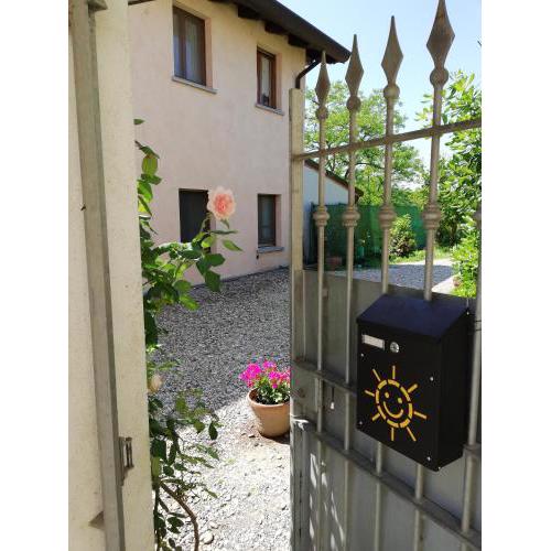 L'ape in Corte Casa di Campagna, Via Francigena stanze e colazione