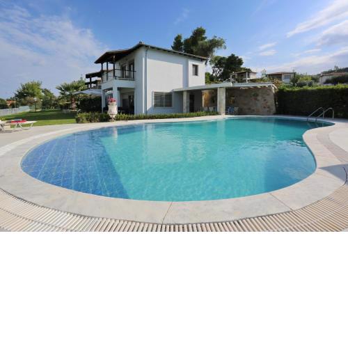 Lapis Luxury Villa