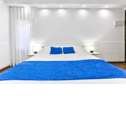 Laramond Barcelona Rooms