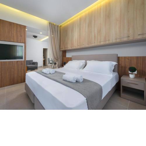 Lardos Luxury Apartments