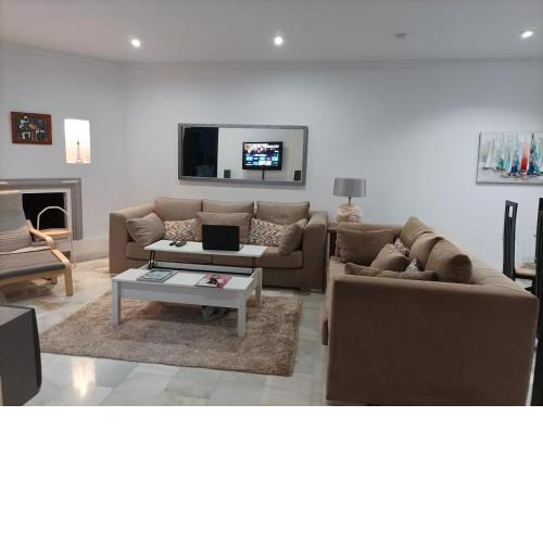 Large 2 bed Apt Puerto Banus Marina Private Parking