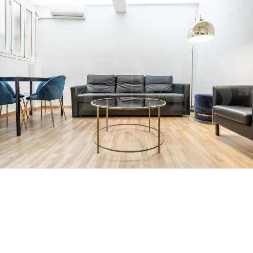 Large Apartment in the heart of Málaga