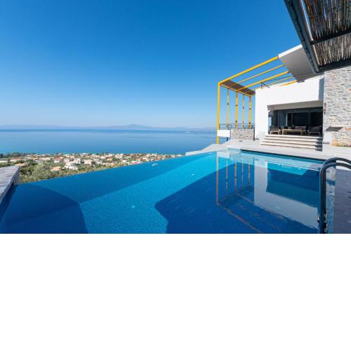 Large Elegant Studio, Kalathi Home Suites in Verga