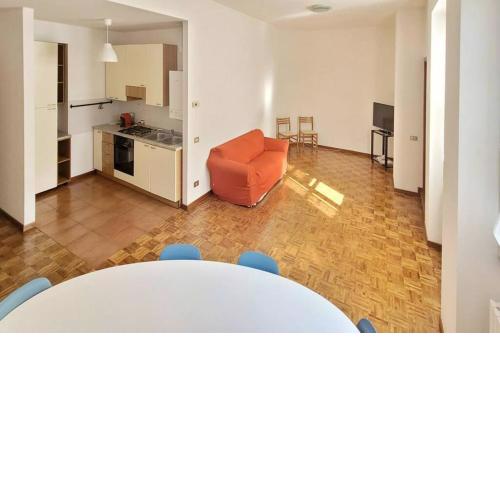 Large family apartment in a fresh area of Lecco