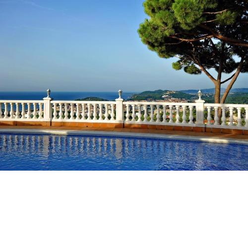 Large house with panoramic sea view