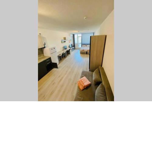 Large studio in Studentski Grad with huge terrace