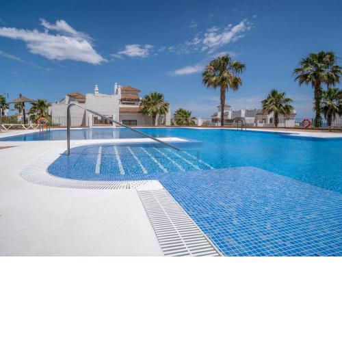 Large terrace with spectacular view in Alcaidesa