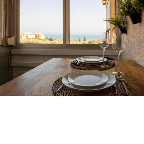 Larios Dos 504. Estudio con vistas al mar cerca de la playa