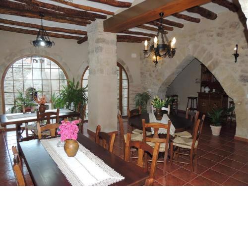 Las Bodegas Del Gilo