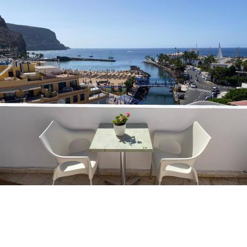 Las Brisas Mogan Apartamentos