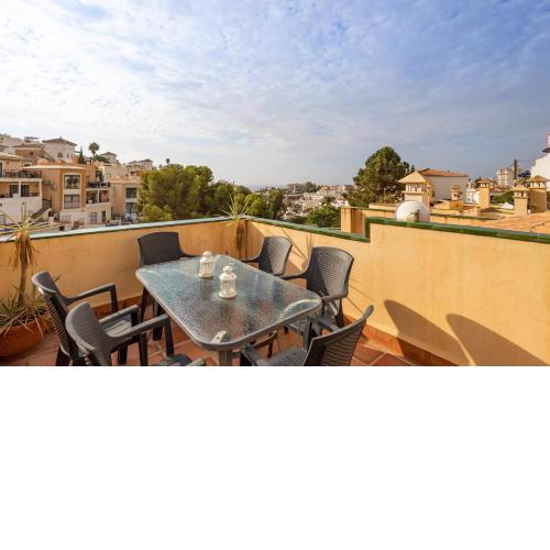 Las Flores 5 - Large townhouse