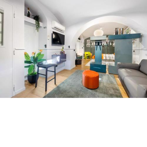 Lata Rana Colosseum Luxury Loft