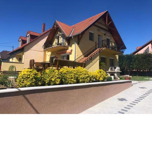 Laura-haus