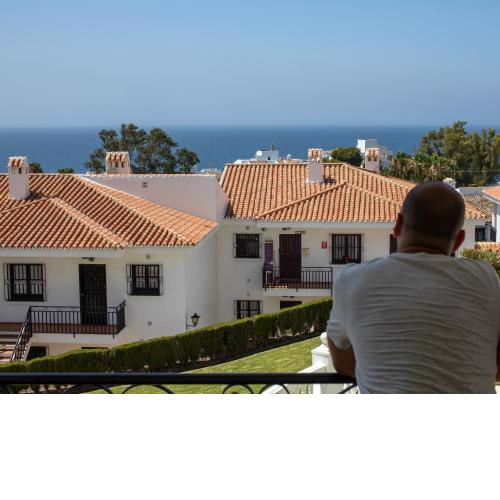 LaVistaAzul - 2BR Apartment w/ Terrace & Sea Views