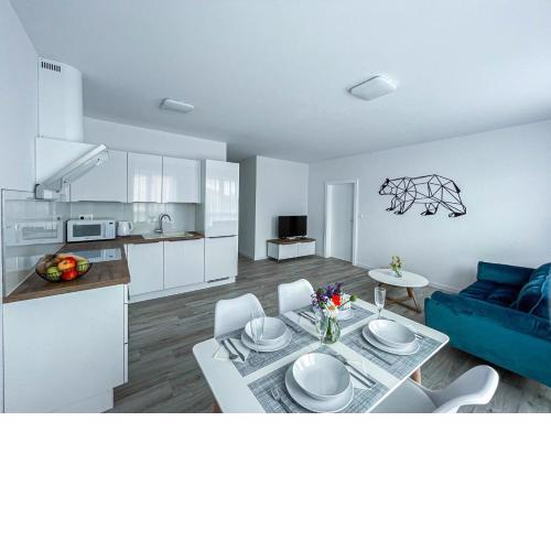 LAWIS Apartments