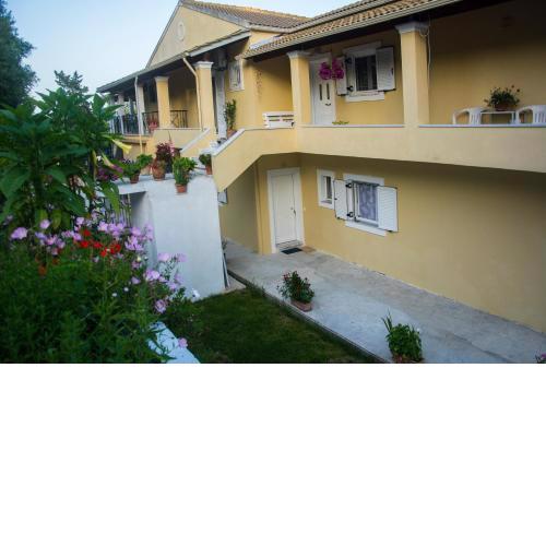 Lazaros apartments