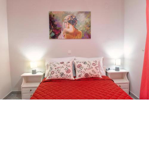 Lazaros Home 1